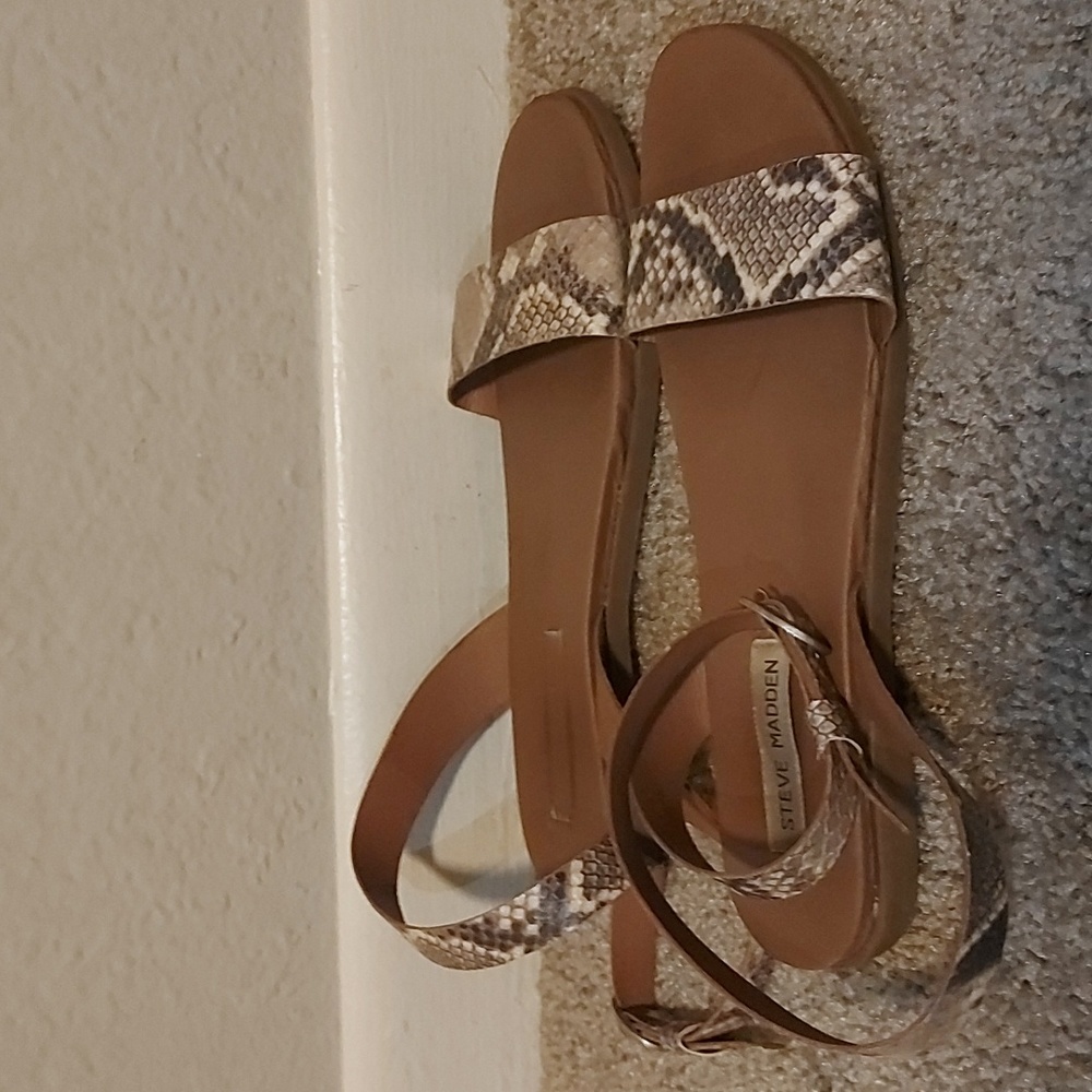 Steve Madden Snakeskin Sandals Size 8.5